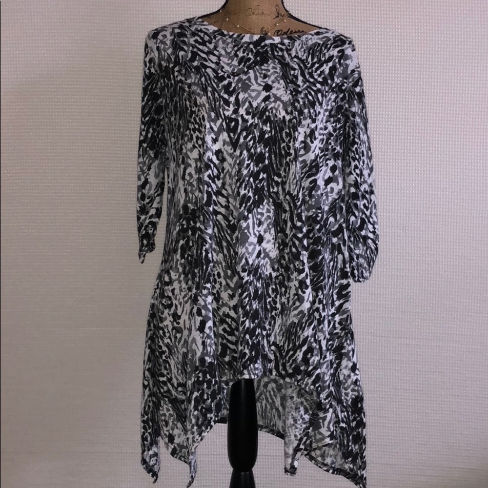 Faded Glory Beautiful Top!!! 🖤